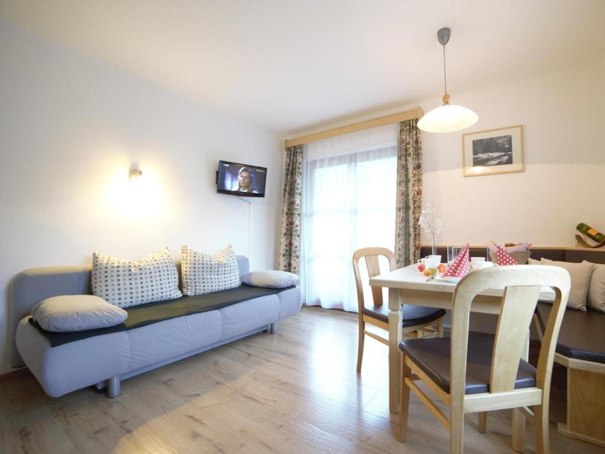 Apartment House Sylvia, ฟลาคเฮา ภายนอก รูปภาพ